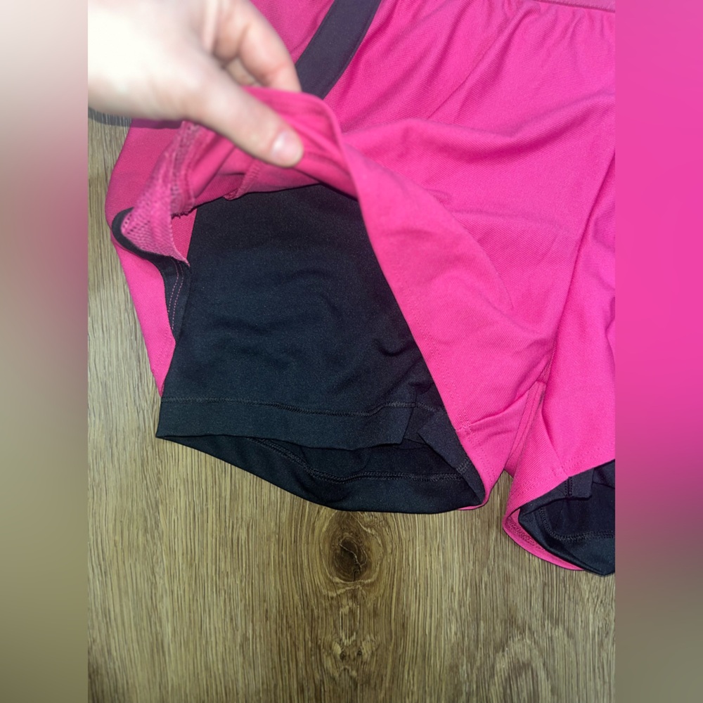 Under Armour Hot Pink Athletic Shorts with Black Biker shorts - Picture 4 of 5